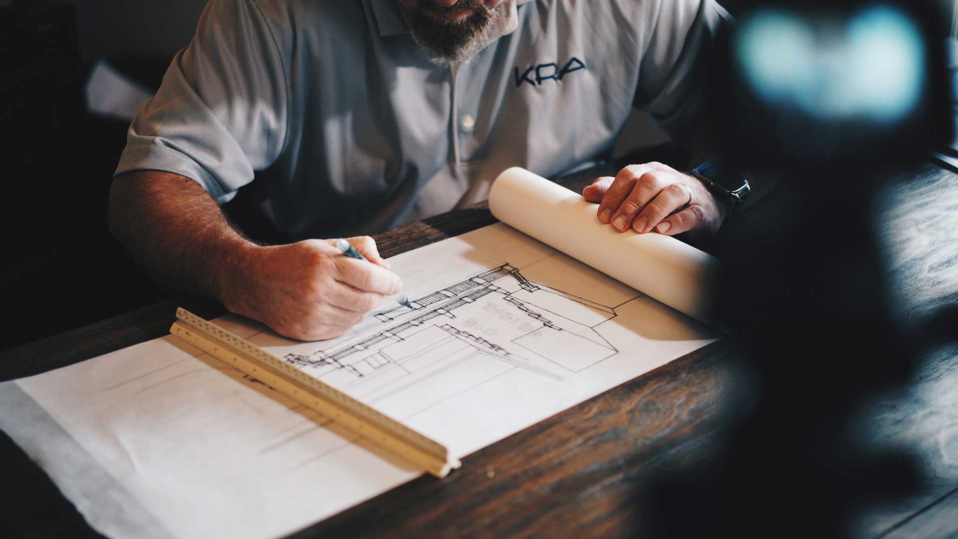 Working As A Contractor In Australia: Legal Setup, Obligations And Contracts