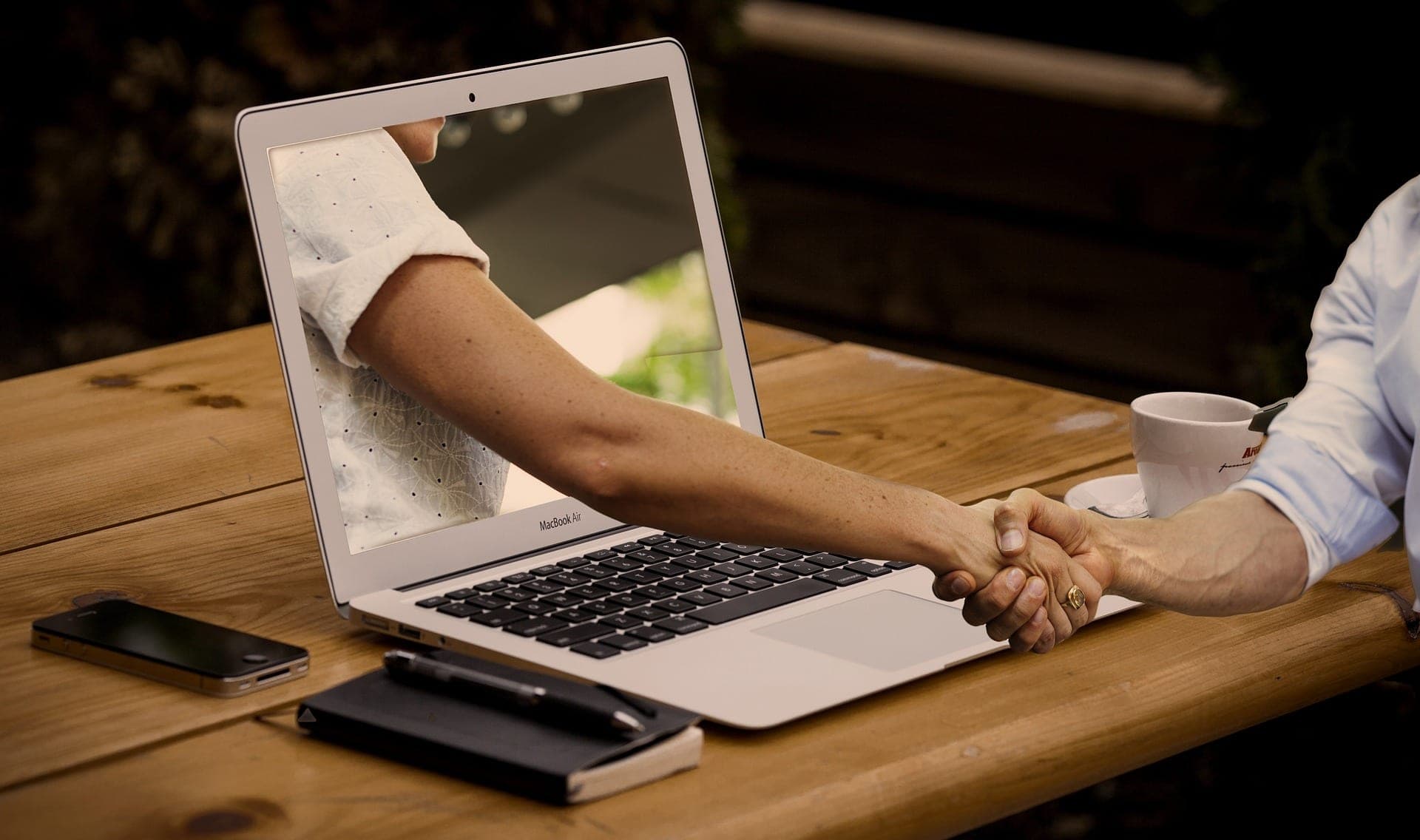 Everything You Need To Know About Starting An eCommerce Business