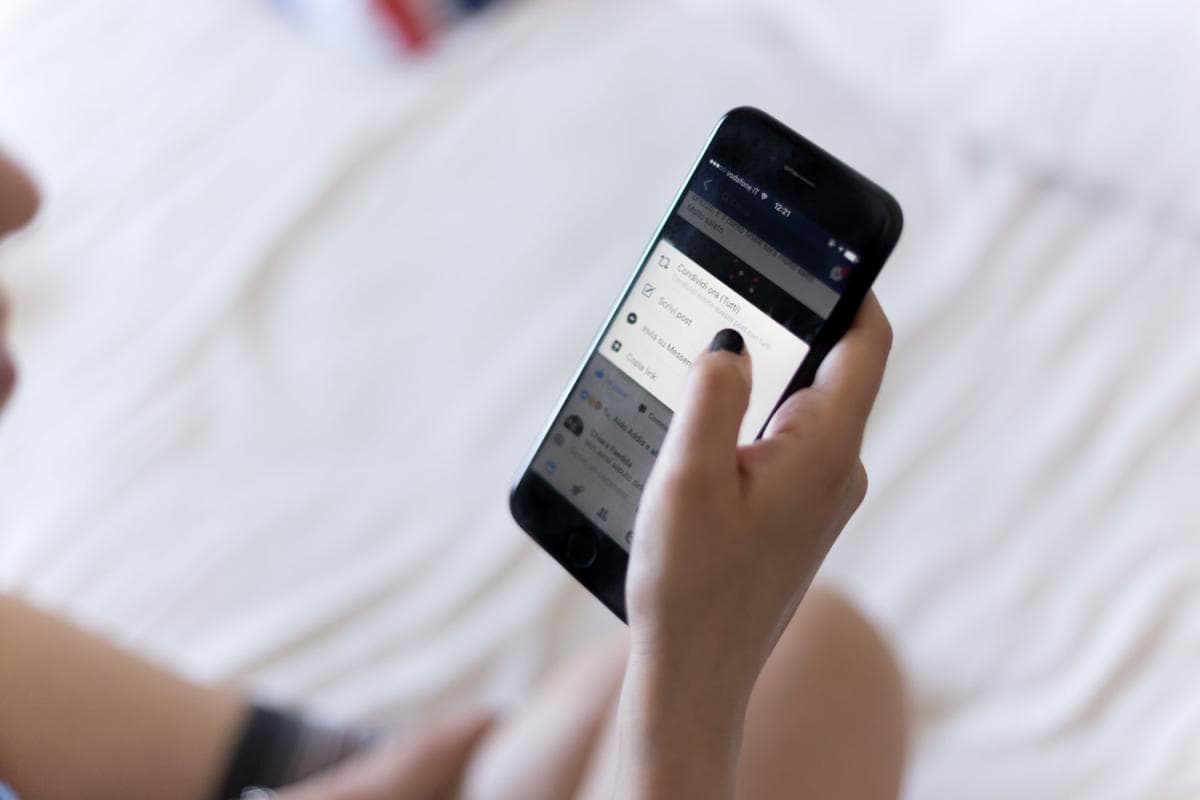 How To Deal With Negative Online Reviews