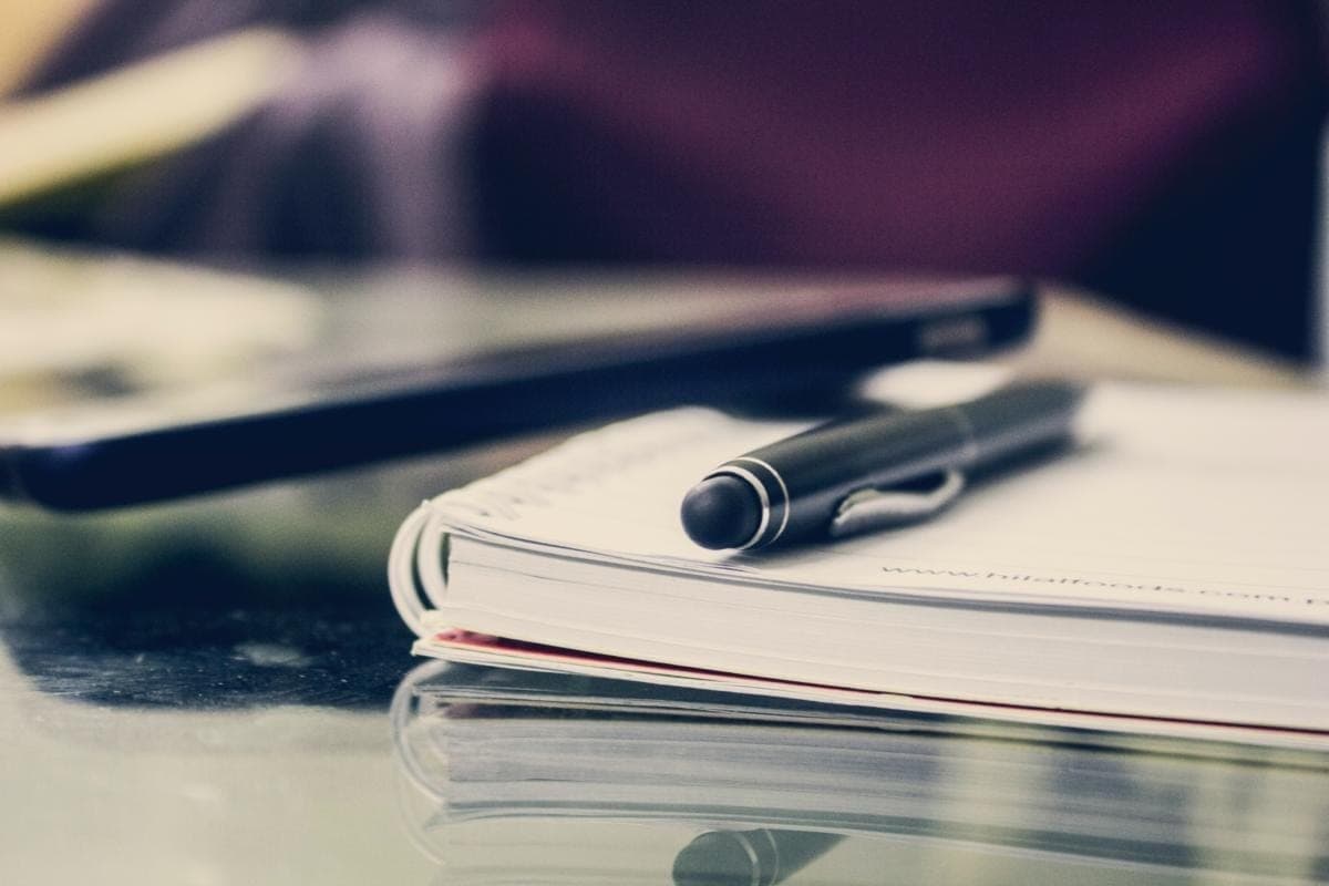 Support Persons In Disciplinary Meetings: Essential Australian Guide