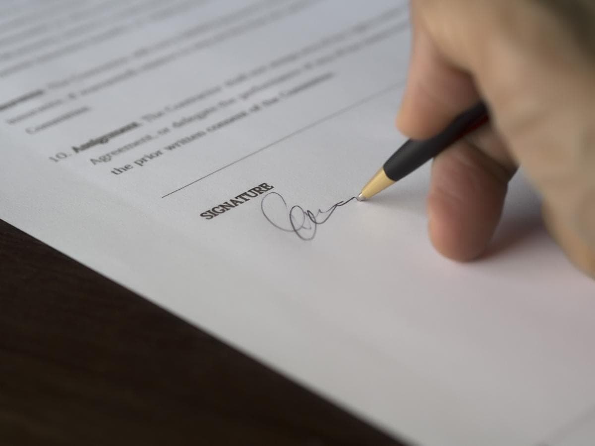 The Difference Between Deeds And Agreements