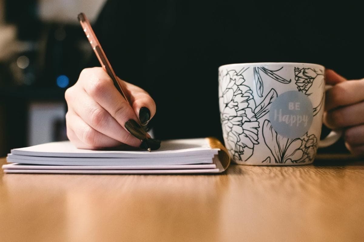 Website Hosting Agreement: What to Include to Stay Protected for Australian Businesses