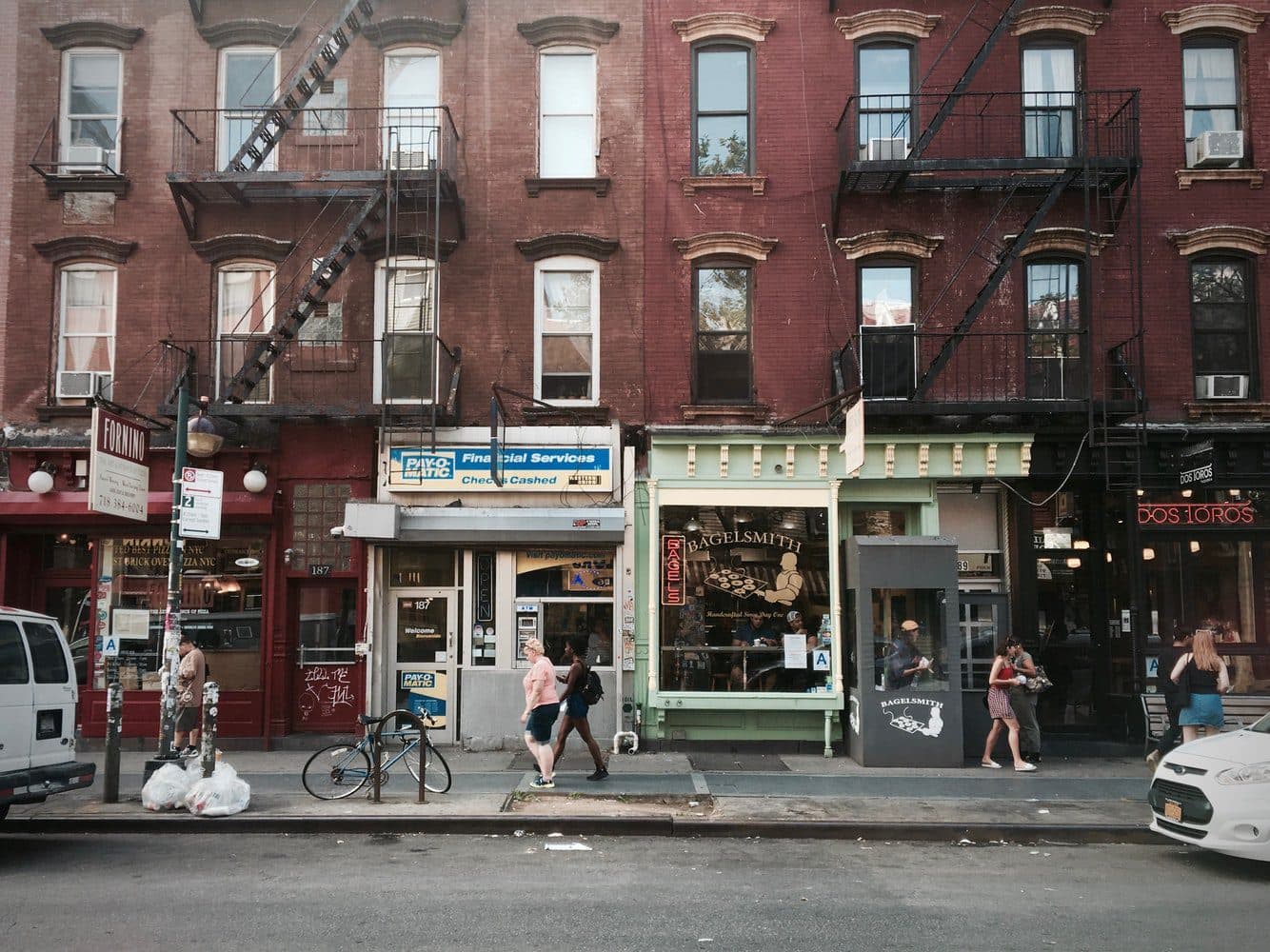 How To Lease A Commercial Retail Space - 9 Things To Know