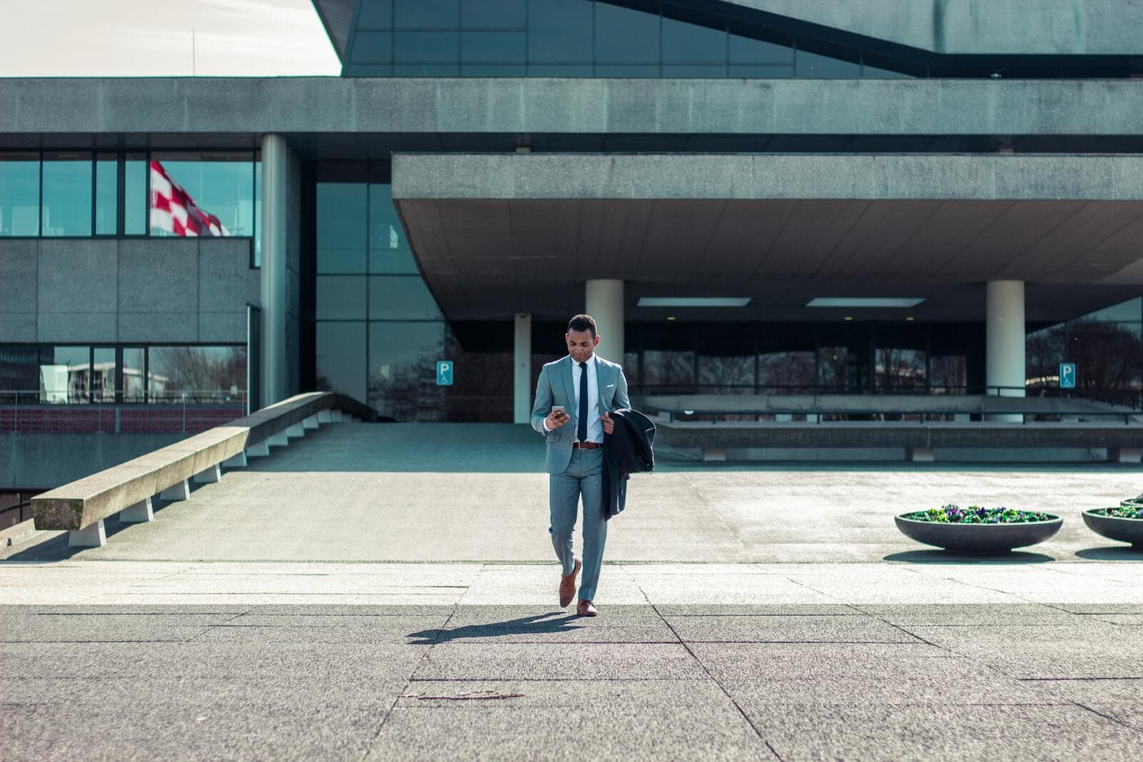 How to Start a Warehouse Company in Australia: Legal Steps