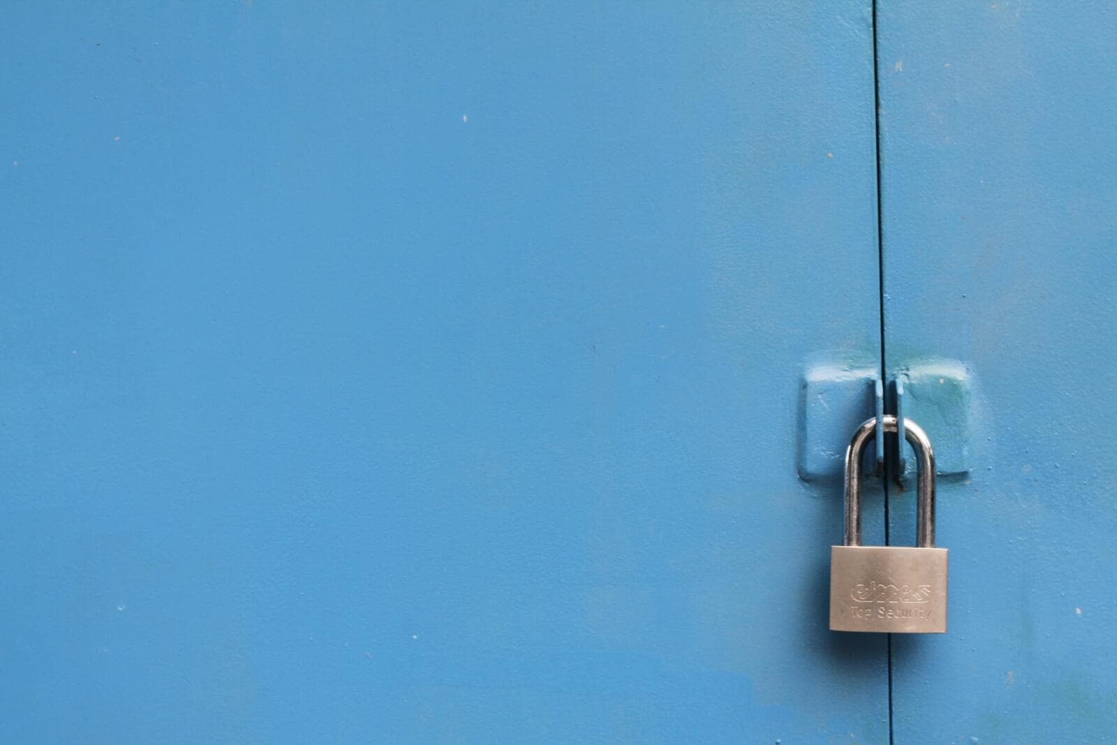 Confidential Information Memorandums: Essential Disclaimers Explained