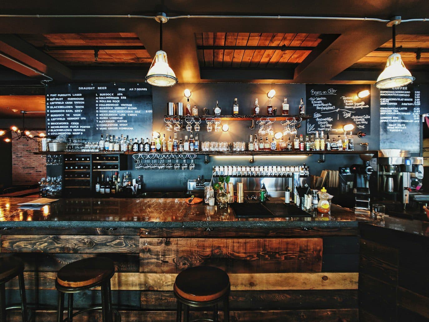 How To Get A Liquor Licence In NSW: A Business Guide