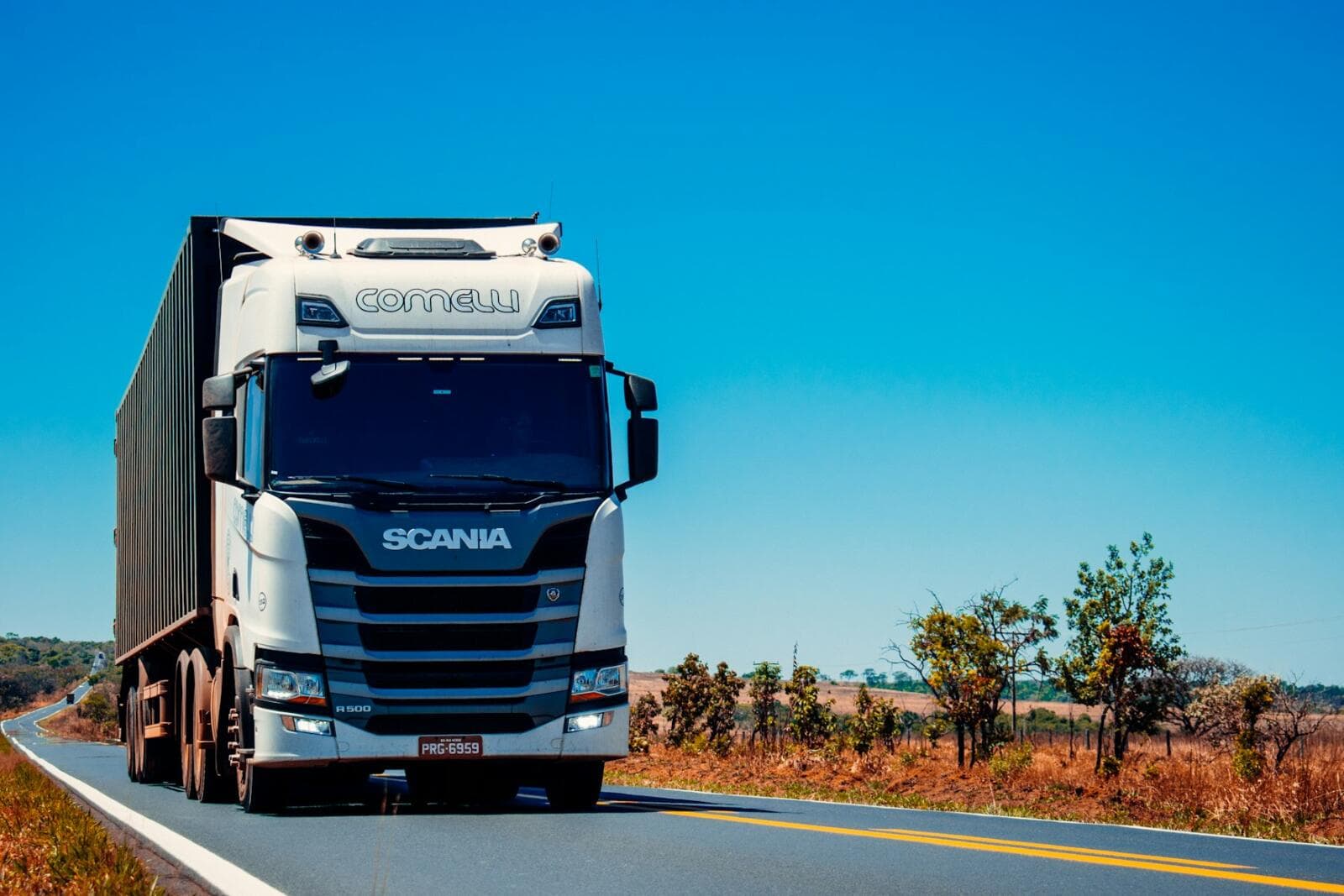 How To Start a Trucking Business With One Truck in Australia