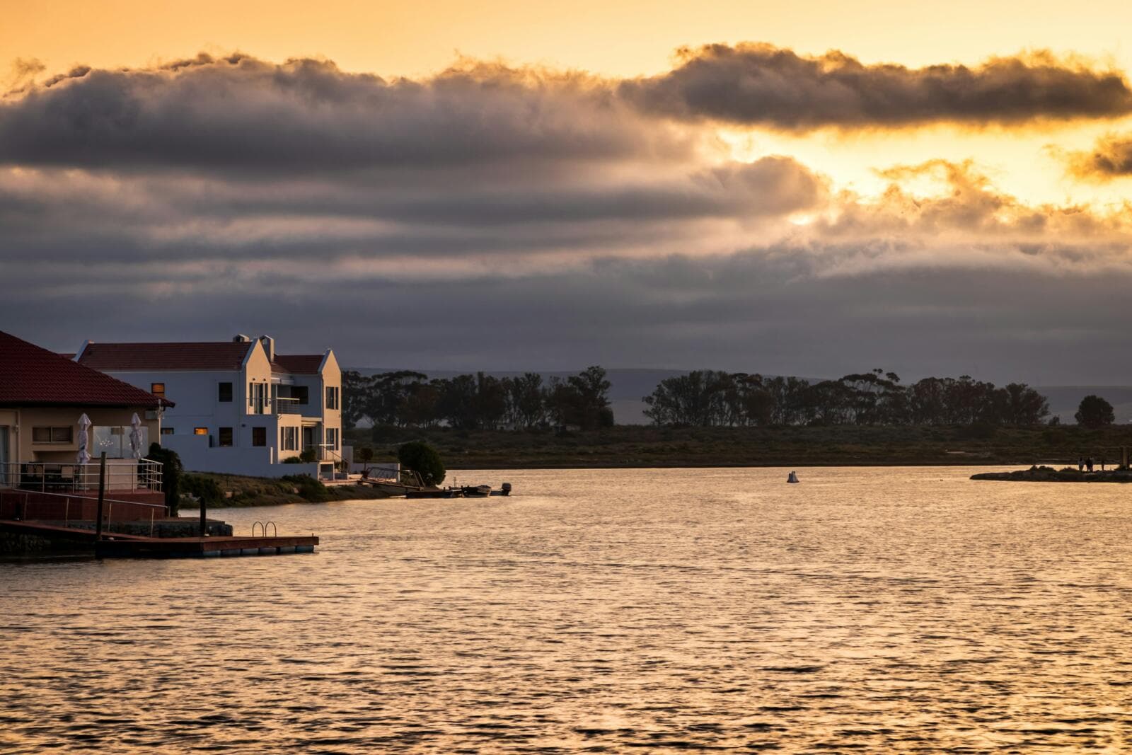 Vacation Rental Agreements: Essential Australian Contract Guide