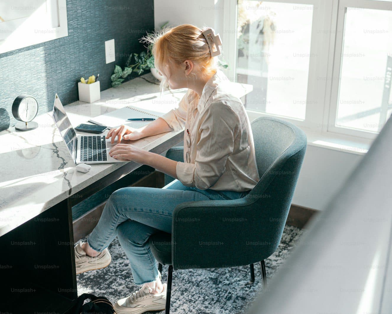Becoming A Successful Freelance Writer In Australia: Legal And Business Guide
