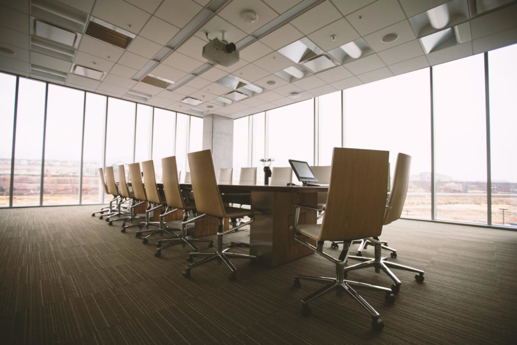 What Are The Differences Between Executive And Non-Executive Directors?